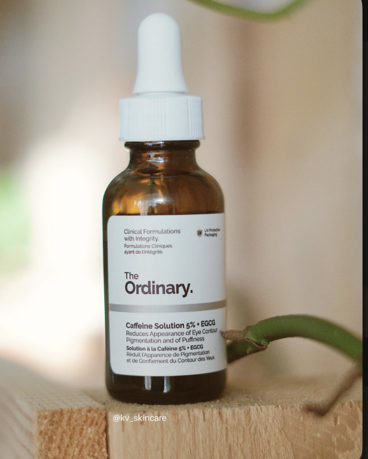 سرم دورچشم ضد تیرگی و پف کافئین اوردینری اصل حجم 30 میل